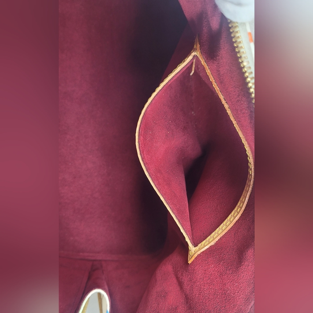 SOLD!!!!! Louis Vuitton Alma Murakami - Picture 9 of 13